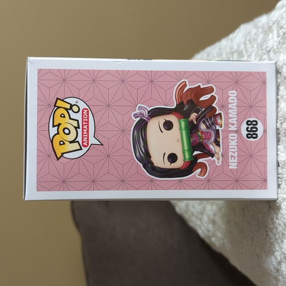 Funko Pop Demon Slayer Nezuko Kamado 868   Metallic - Picture 4 of 11